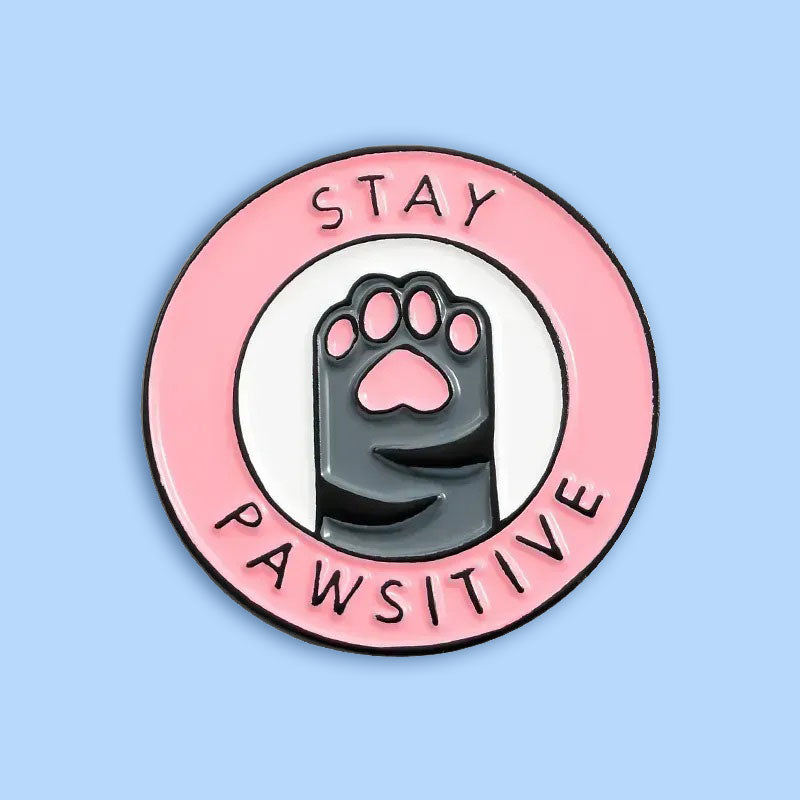 סיכת אמייל Stay Pawsitive