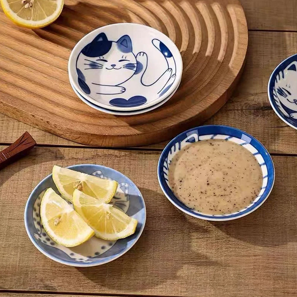 קעריות חתול בסגנון יפני