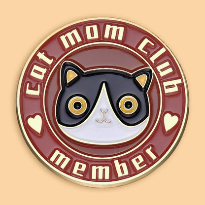 סיכת אמייל Cat mom club